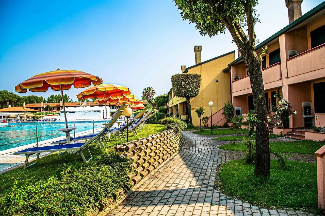 Aparthotel Tize' Village Rosolina Mare Italy